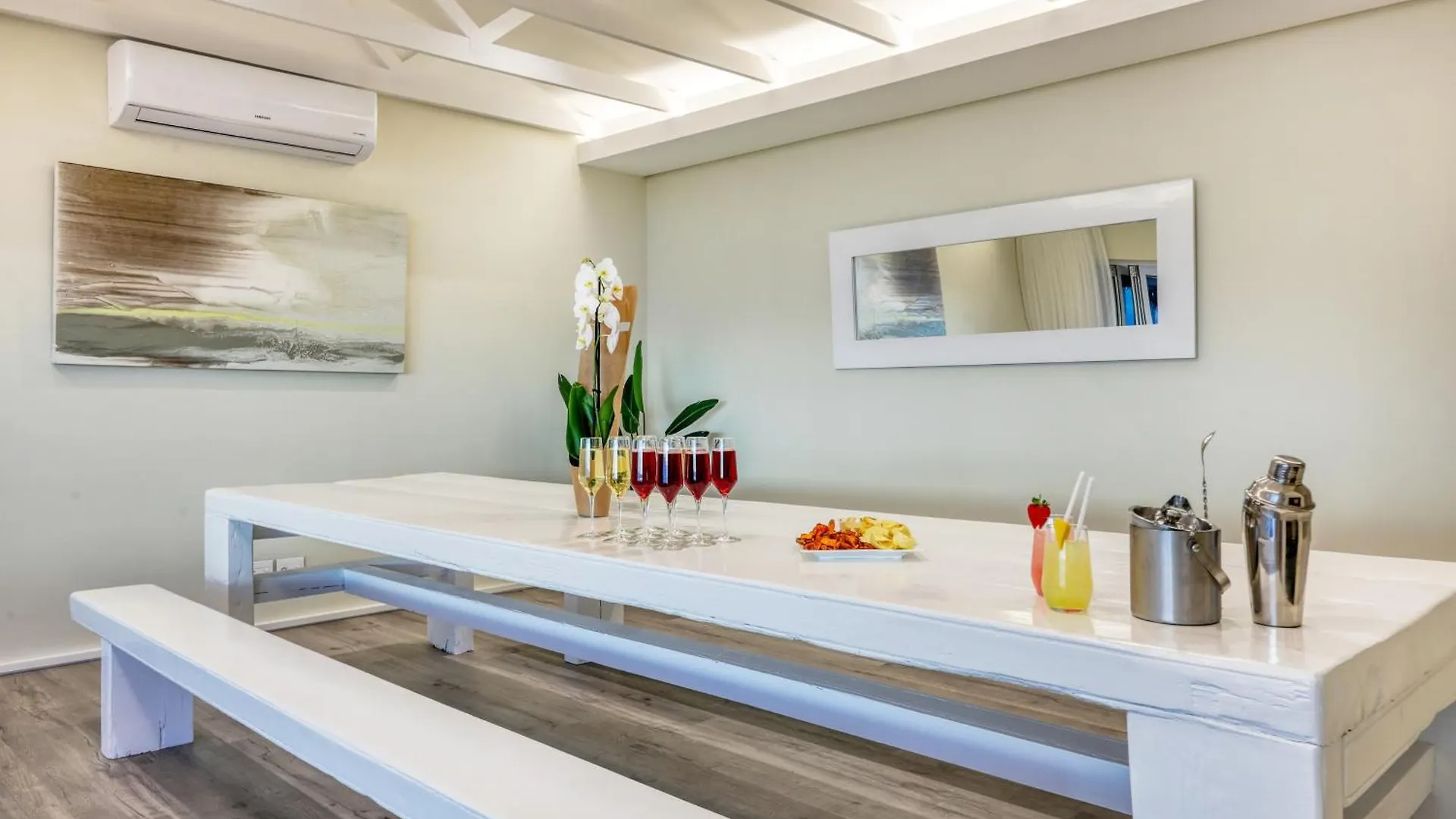 Two Views Villa - 8 Bedrooms, Camps Bay, Ocean Views, Pools Le Cap